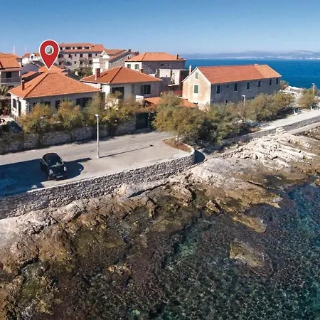 Zoki - Pool House Holiday home