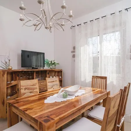 Holiday home Zoki - Pool House